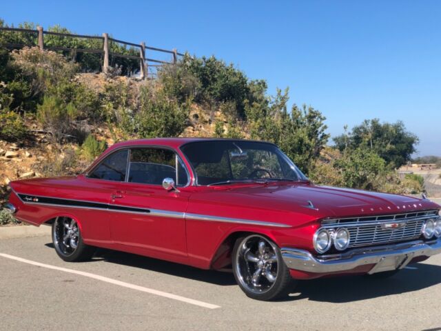 1961 Chevrolet Impala - photo 3