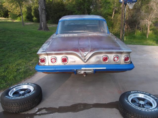 1961 Chevrolet Impala Sport Sedan - photo 11
