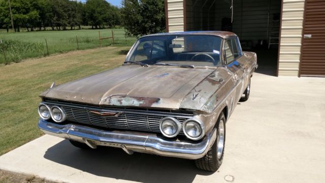 1961 Chevrolet Impala Sport Sedan - photo 3