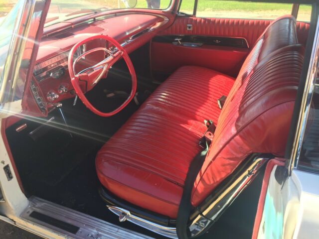 1961 Chrysler Imperial crown - photo 4