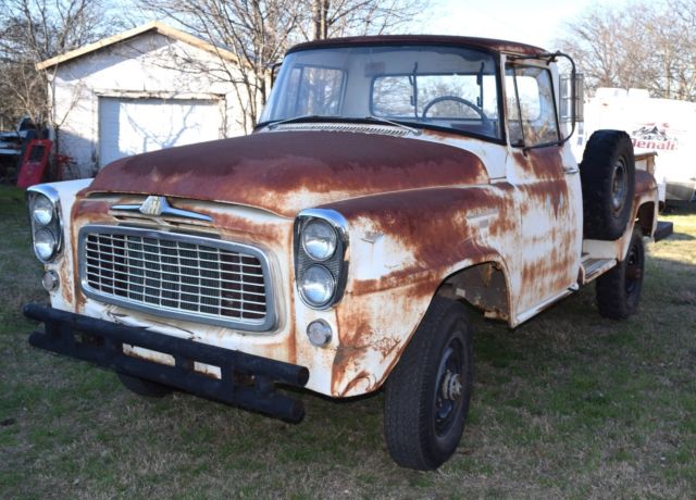 1961 International Harvester B-120 4 x 4 Pickup Truck - photo 2