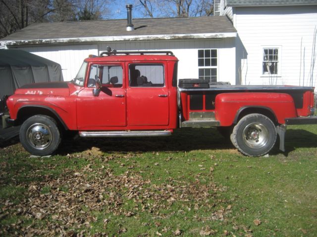 1961 International C-120 4X4 Travelette Crewcab Stepside 8.5' Box Diesel 1961 International Harvester Other Travelette