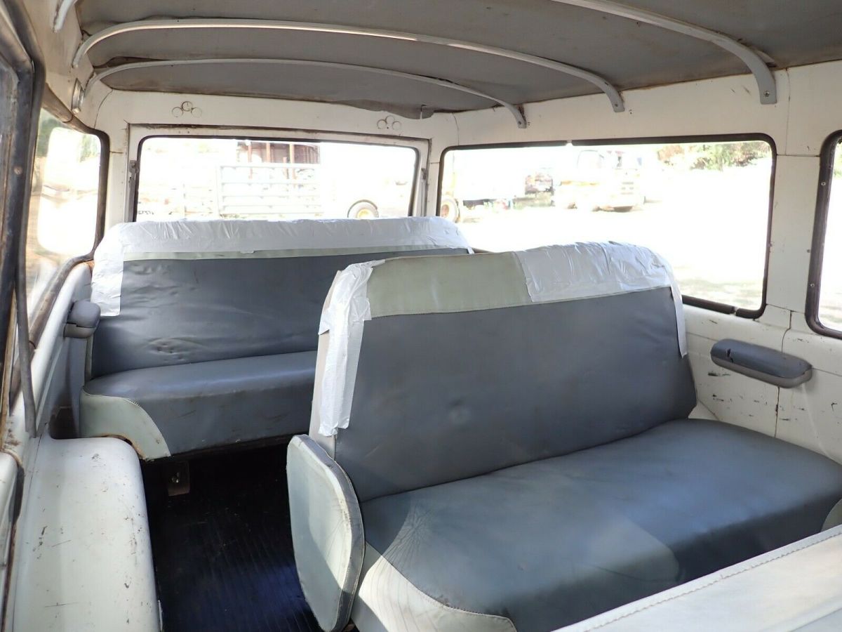 1961 International Harvester Travelall - photo 10