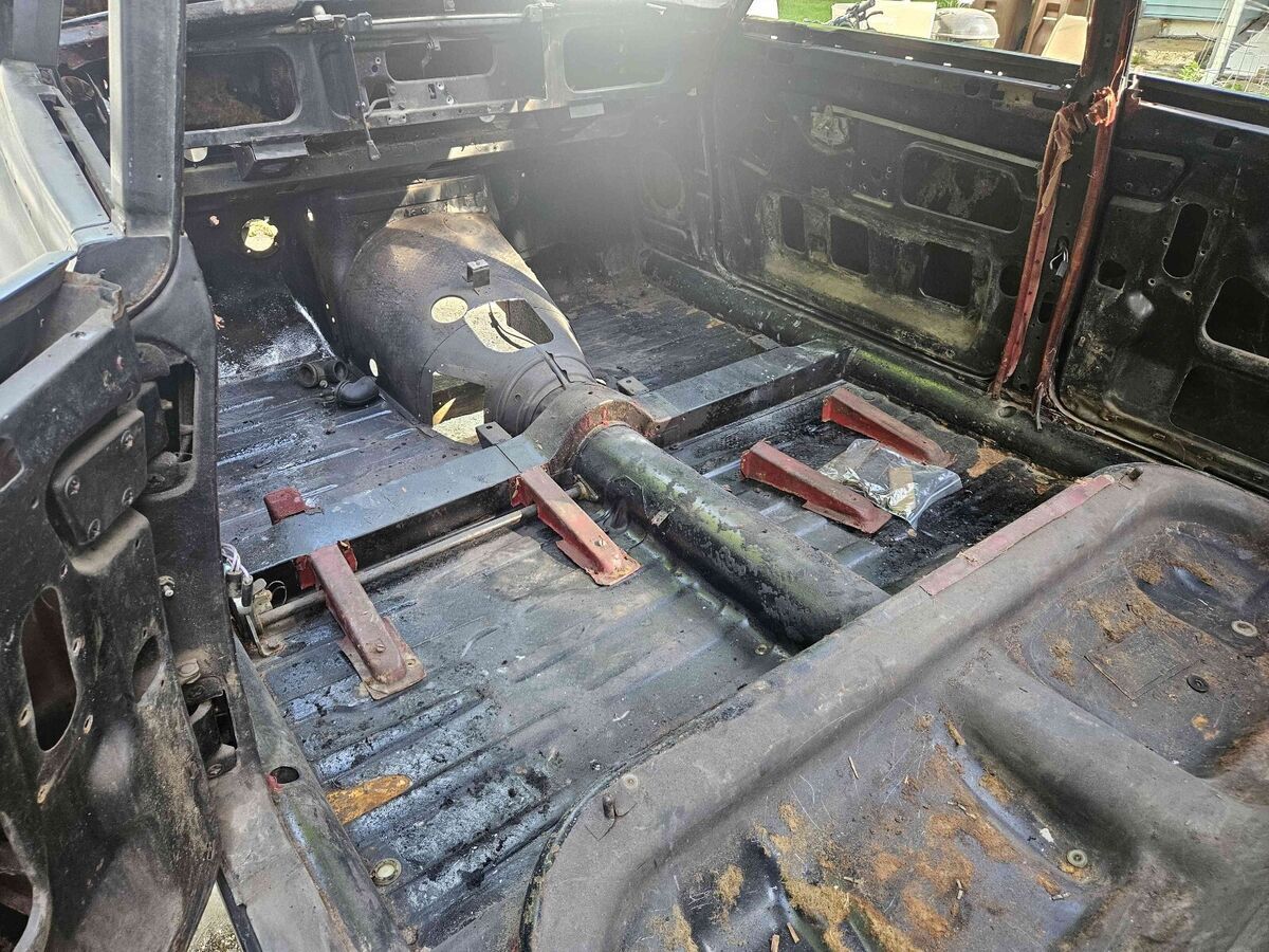 1961 Jaguar 3.8 Mk II sedan - photo 13