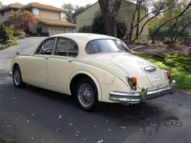 1961 Jaguar 3.8S - photo 4