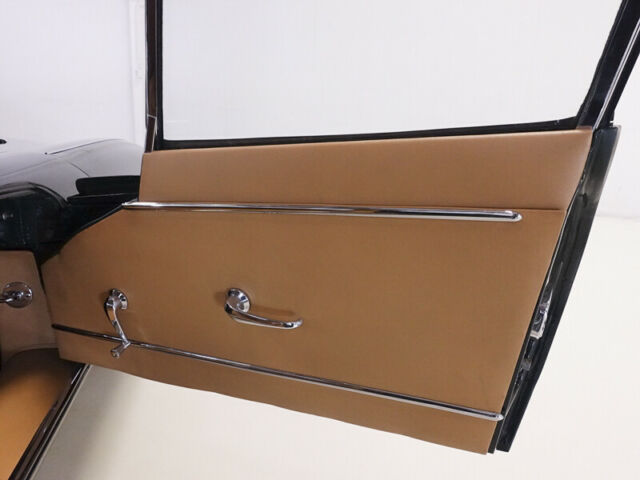 1961 Jaguar E-Type Series I "Flat Floor" Fixed Head Coupe - photo 12