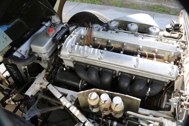 1961 Jaguar E-Type Roadster "Flat Floor" - photo 13