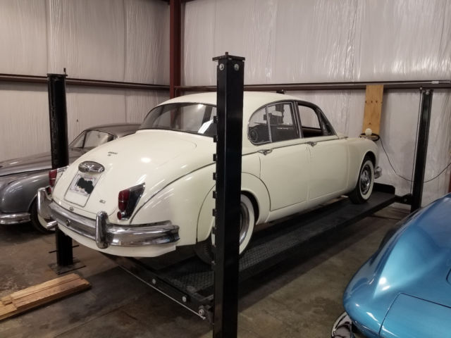 1961 Jaguar Mark II - photo 4