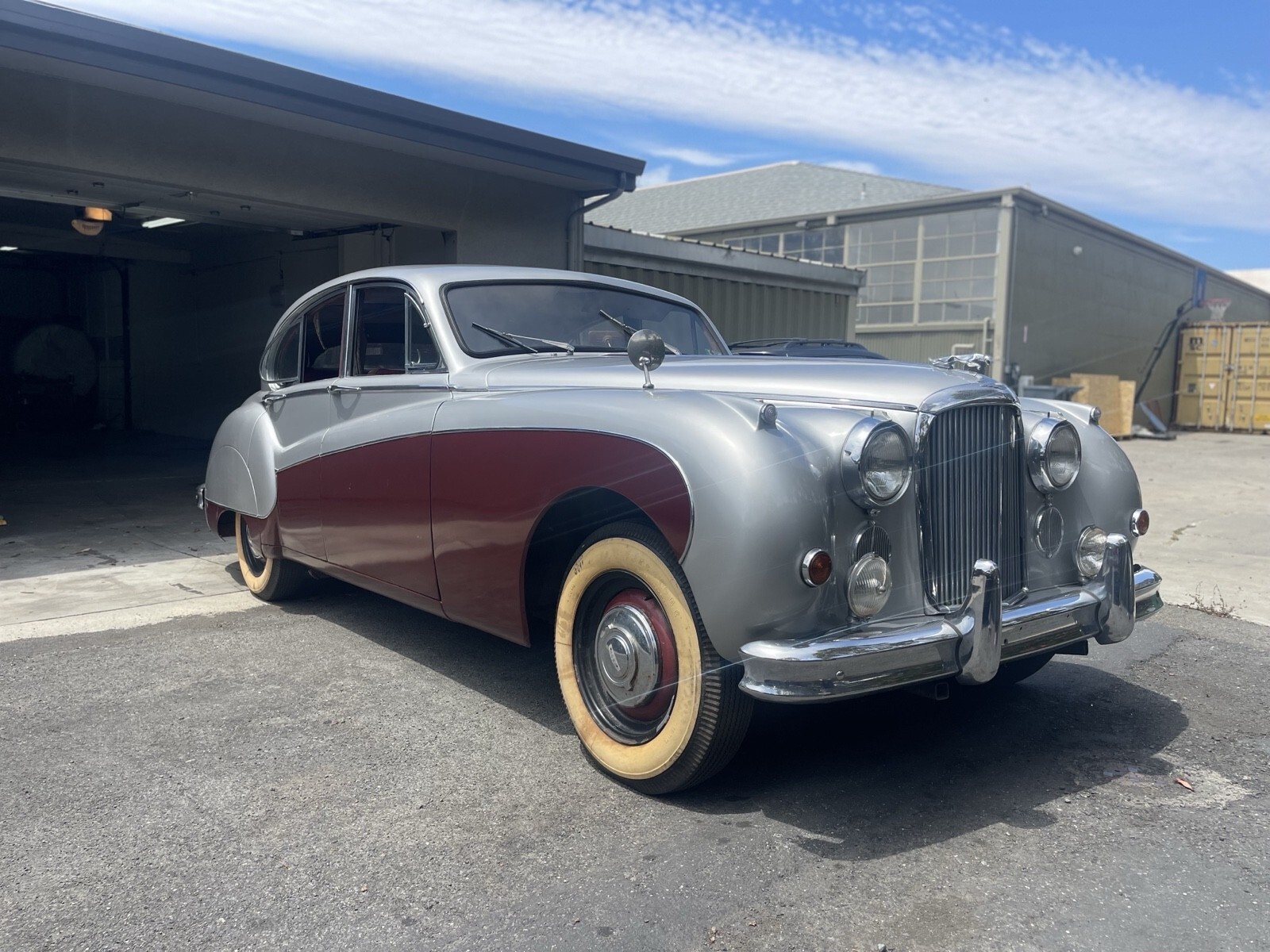 1961 Jaguar Mark IX manual transmission with overdrive - photo 4