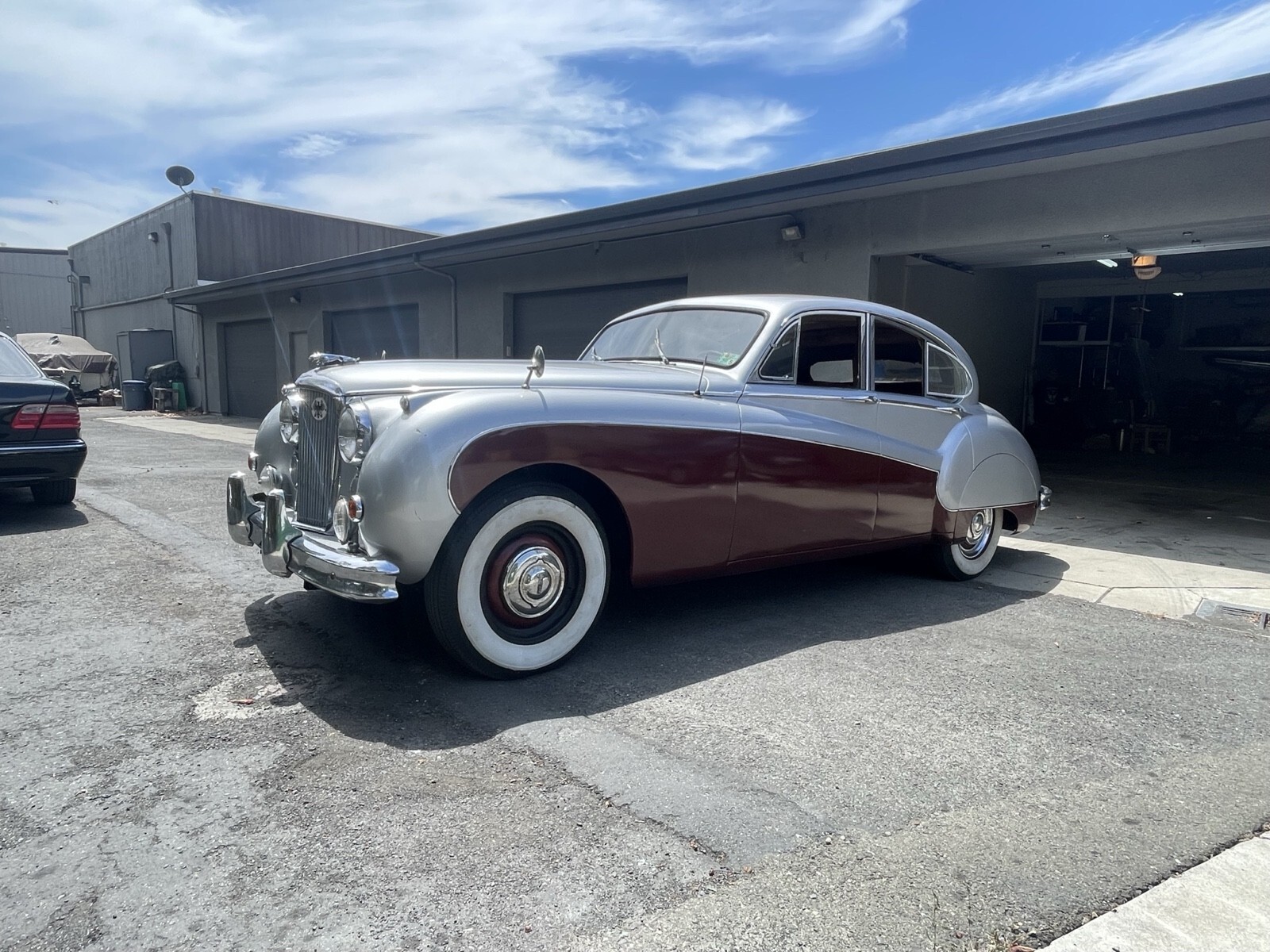 1961 Jaguar Mark IX manual transmission with overdrive - photo 8