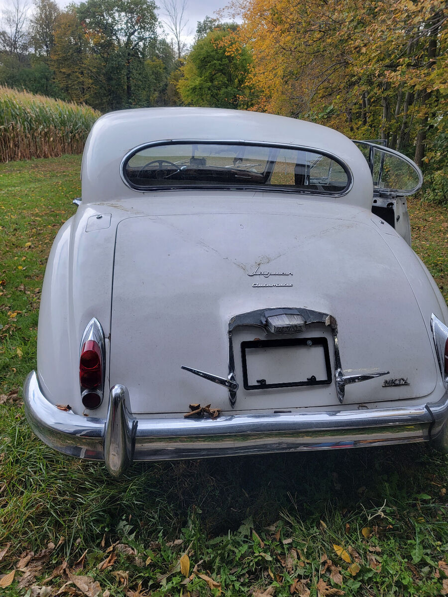 1961 Jaguar Mark IX - photo 5