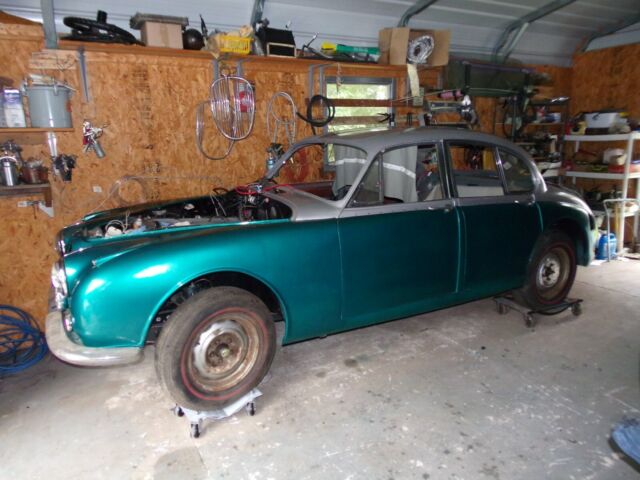 1961 Jaguar MK II Rebuilt 3.4 Liter 4 Speed Overdrive Mark 2 1961 Jaguar MK II Stalled Restoration Project, Complete & Solid