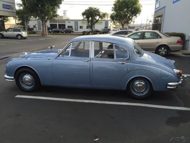 1961 Jaguar MKII - photo 11