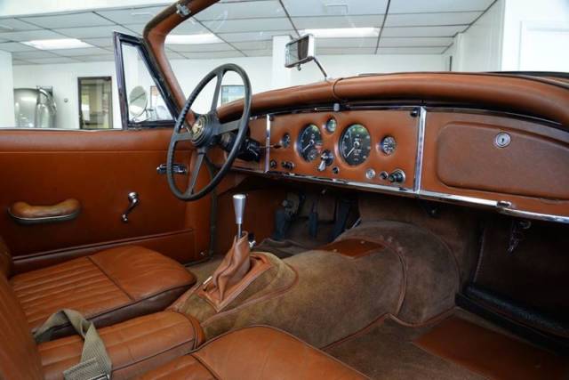 1961 Jaguar XK XK150 - photo 13
