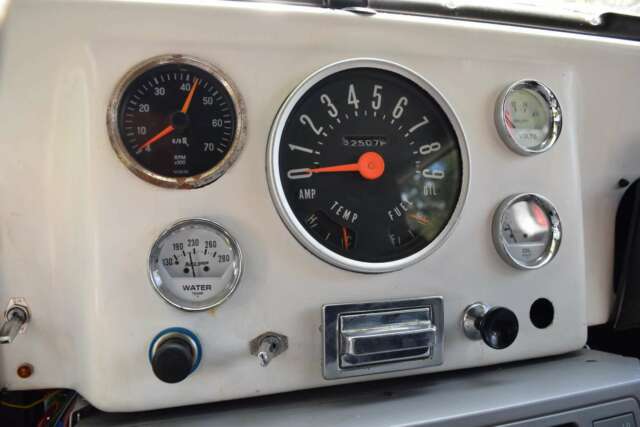 1961 Jeep Jeepster - photo 10
