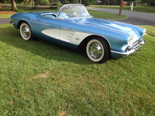 1961 Jewel Blue Corvette with White ConvertibleTop 1961 Chevrolet Corvette Base Convertible 2-Door