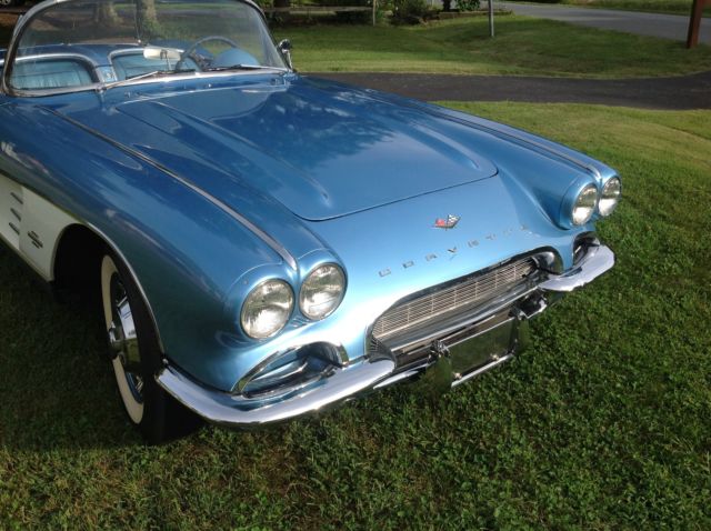 1961 Chevrolet Corvette Base Convertible 2-Door - photo 5