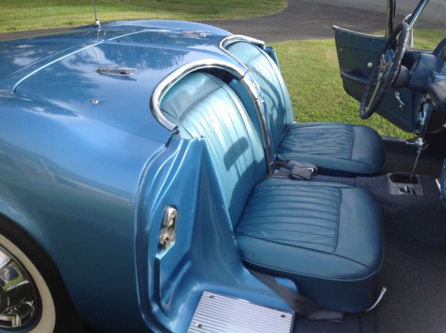 1961 Chevrolet Corvette Base Convertible 2-Door - photo 9