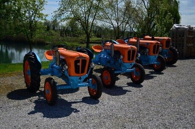1961 LAMBORGHINI 2241R TRACTOR - (COLLECTOR SERIES) 1961 LAMBORGHINI 2241R TRACTOR - (COLLECTOR SERIES)