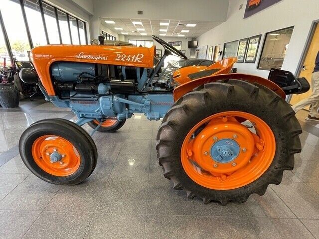 1961 LAMBORGHINI TRACTOR 2241R TRACTOR - (COLLECTOR SERIES) - photo 2