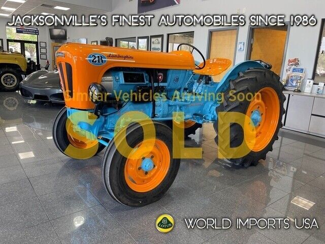 1961 LAMBORGHINI TRACTOR 2R TRACTOR - (COLLECTOR SERIES) 1961 LAMBORGHINI TRACTOR 2R TRACTOR - (COLLECTOR SERIES)