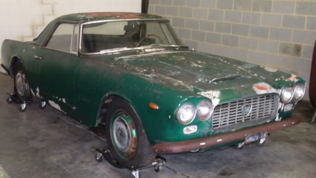 1961 Lancia Flaminia GT Touring convertible with rare removable hard top. 1961 Lancia Flaminia GT touring