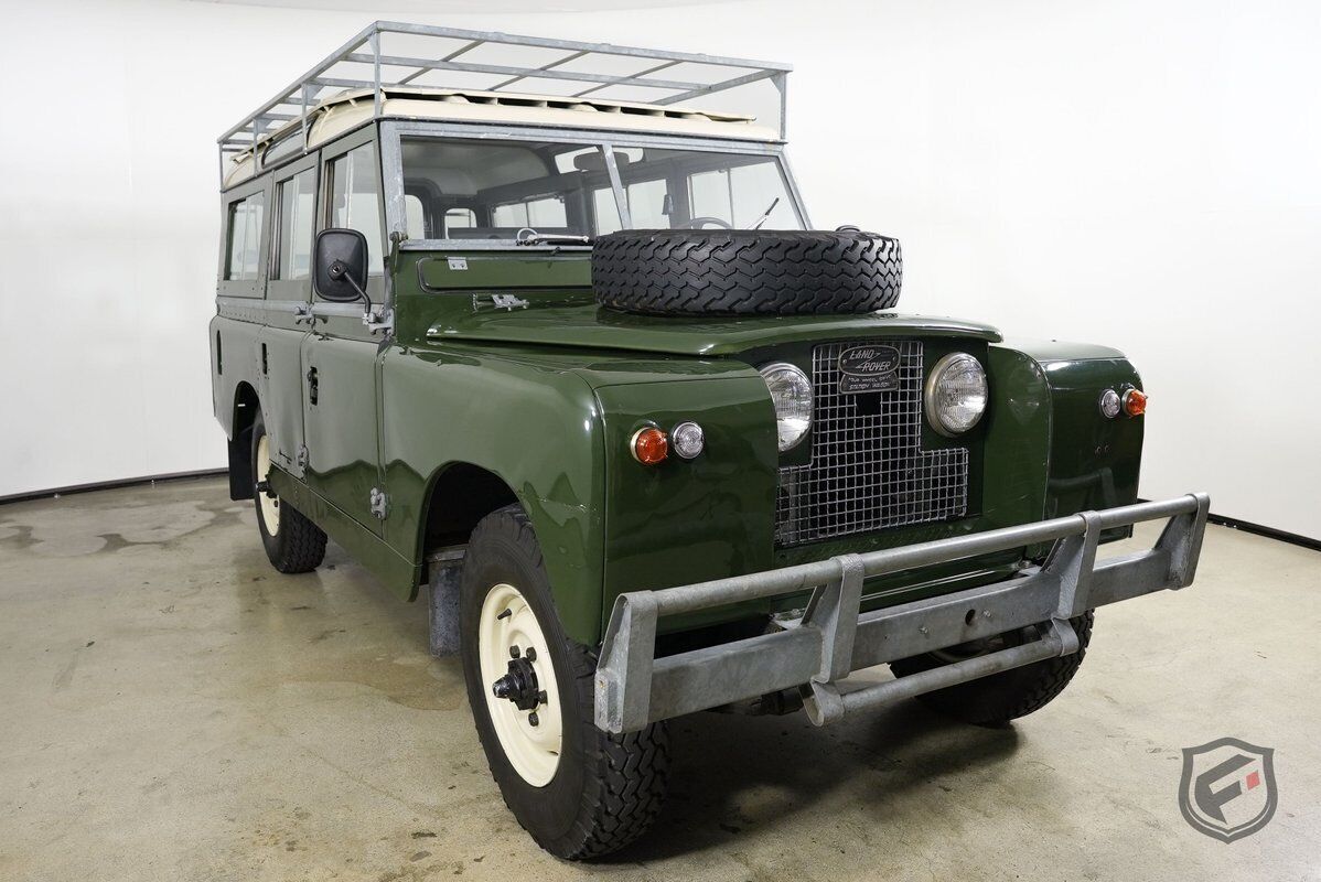 1961 Land Rover 109 Series II - photo 2