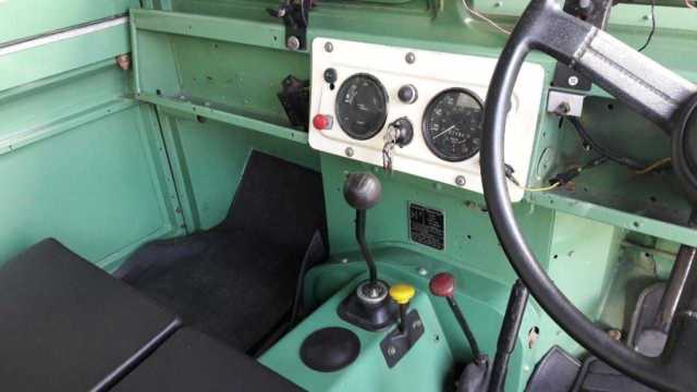 1961 Land Rover Defender - photo 3