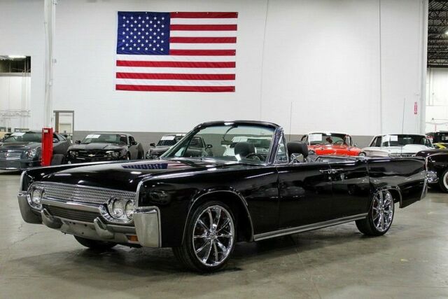 1961 Lincoln Continental