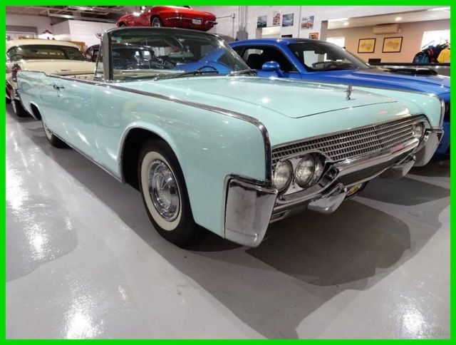 1961 Lincoln Continental 4-Door Retractable Top Convertible Gorgeous LOW RESERVE 1961 Lincoln Continental Convertible