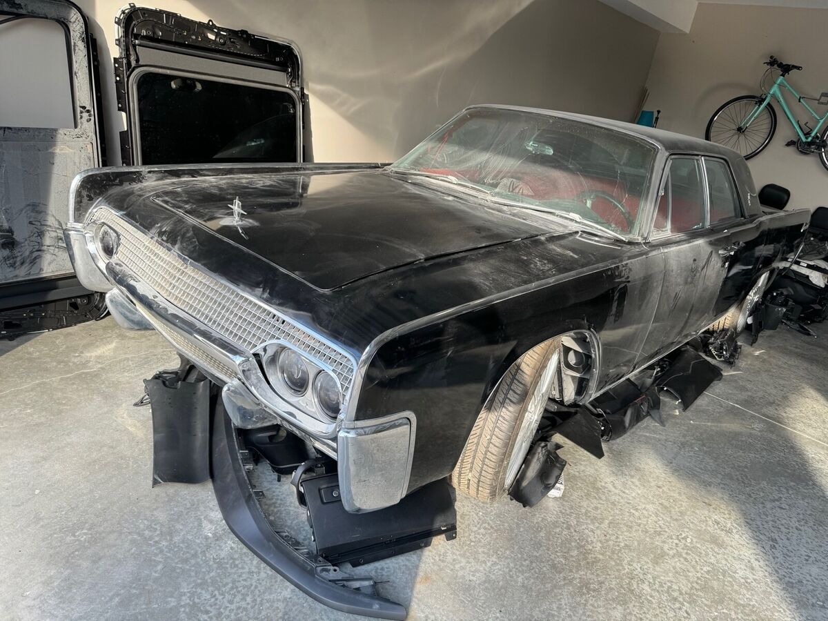 1961 Lincoln Continental - photo 4