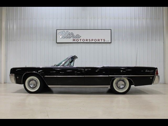 1961 Lincoln Continental Convertible 25094 Miles Black 430 cubic inch Automatic 1961 Lincoln Continental Convertible