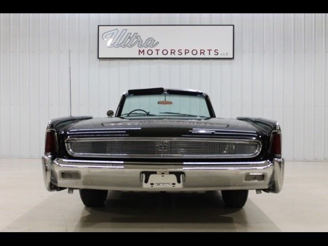 1961 Lincoln Continental Convertible - photo 10
