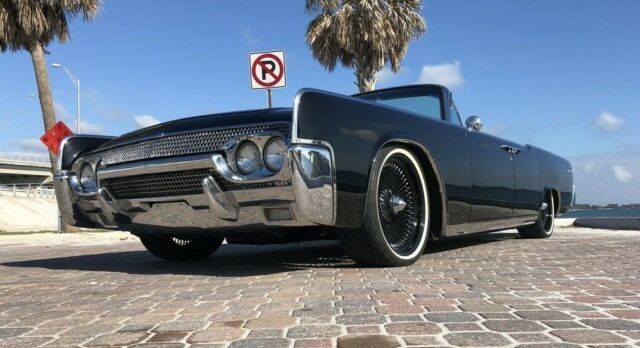 1961 LINCOLN CONTINENTAL CONVERTIBLE - STUNNER! 1961 Lincoln Continental LOADED