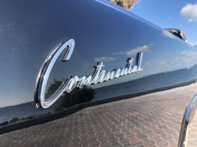 1961 Lincoln Continental LOADED - photo 13