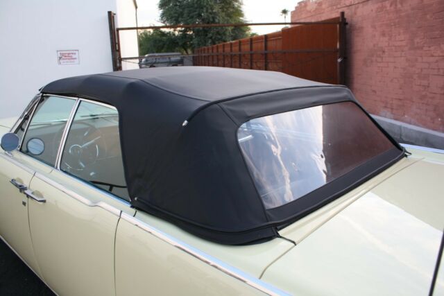 1961 Lincoln Continental Convertible - photo 3