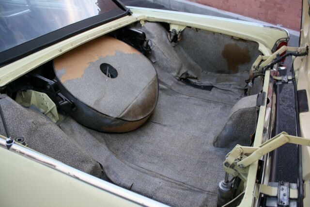 1961 Lincoln Continental Convertible - photo 4