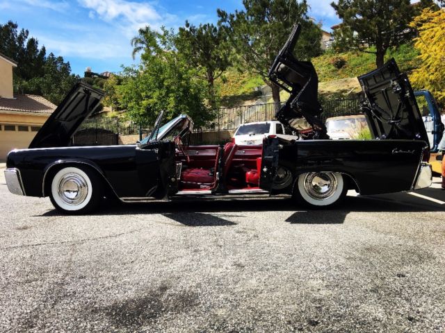 1961 Lincoln Continental Convertible - Suicide Doors! 1961 Lincoln Continental