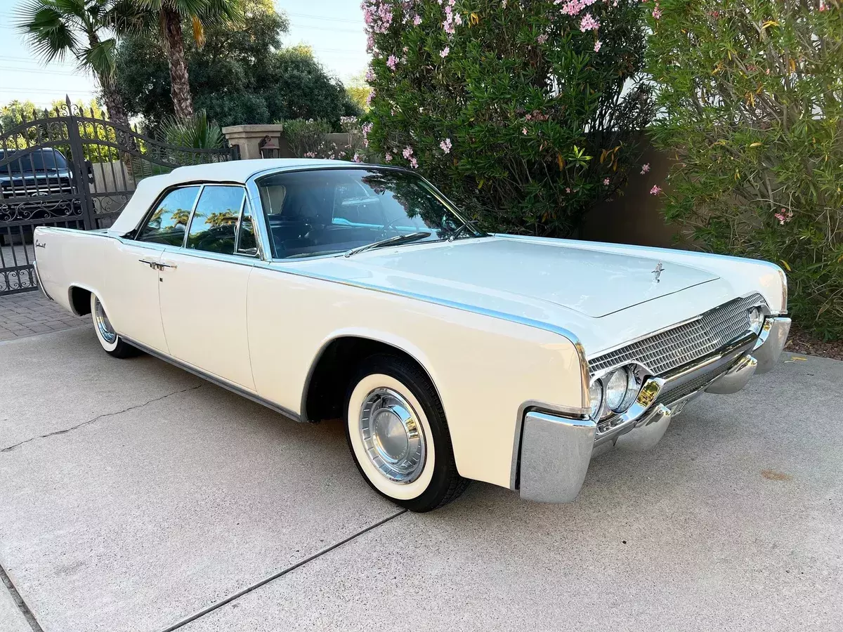 1961 Lincoln Continental Convertible - Texas Estate Find - Only 53K Orig Miles! 1961 Lincoln Continental Convertible