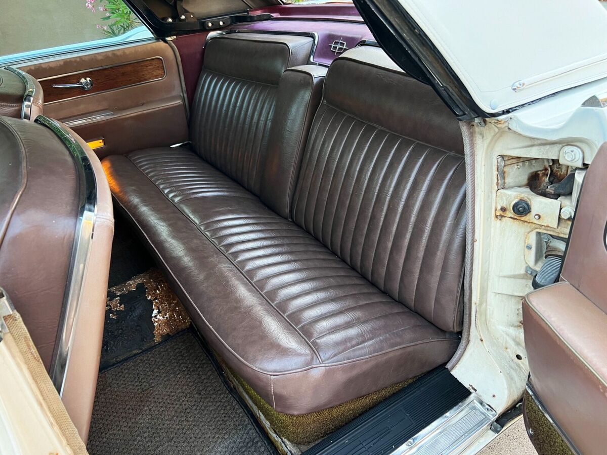 1961 Lincoln Continental Convertible - photo 13