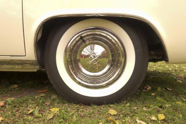 1961 Lincoln Continental Convertible - photo 12