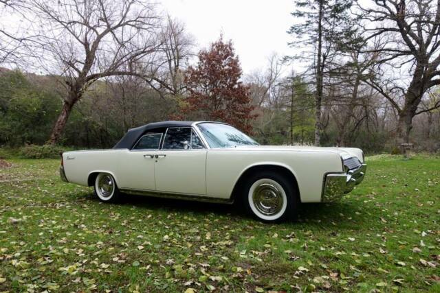 1961 Lincoln Continental Convertible - photo 3