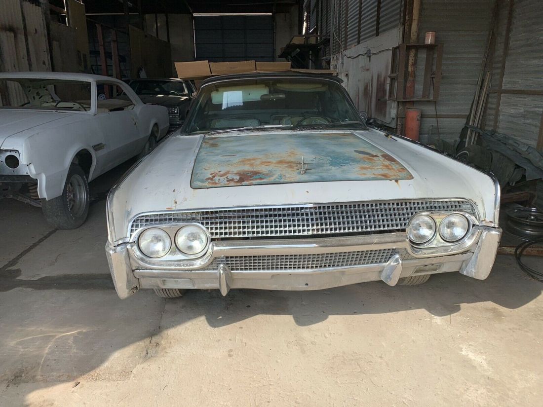 1961 Lincoln Continental - photo 2
