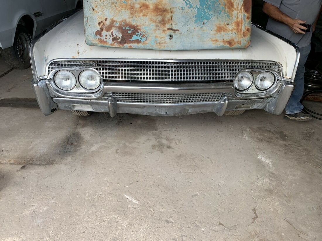 1961 Lincoln Continental - photo 4