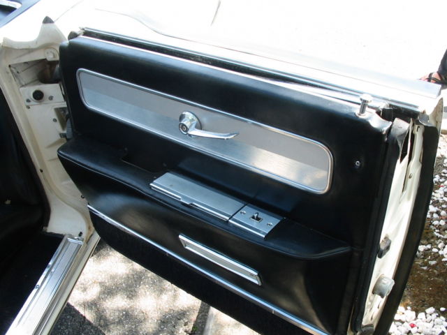 1961 Lincoln Continental Convertible - photo 13