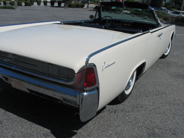 1961 Lincoln Continental Convertible - photo 6