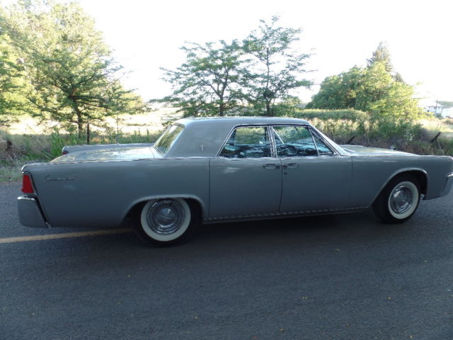 1961 Lincoln Continental Suicide door sedan - photo 7