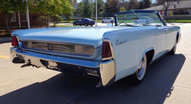 1961 Lincoln Continental SUICIDE DOOR - photo 10