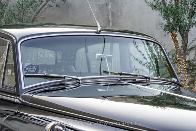 1961 Rolls-Royce Silver Cloud II Long-wheelbase Saloon - photo 10