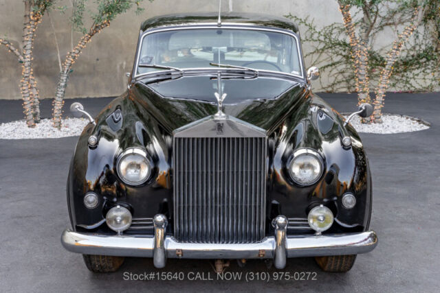 1961 Rolls-Royce Silver Cloud II Long-wheelbase Saloon - photo 3